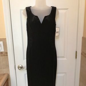 Jessica Howard velvet sheath dress size 6 NWT